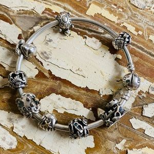 Authentic Pandora Bangle & 8 charms